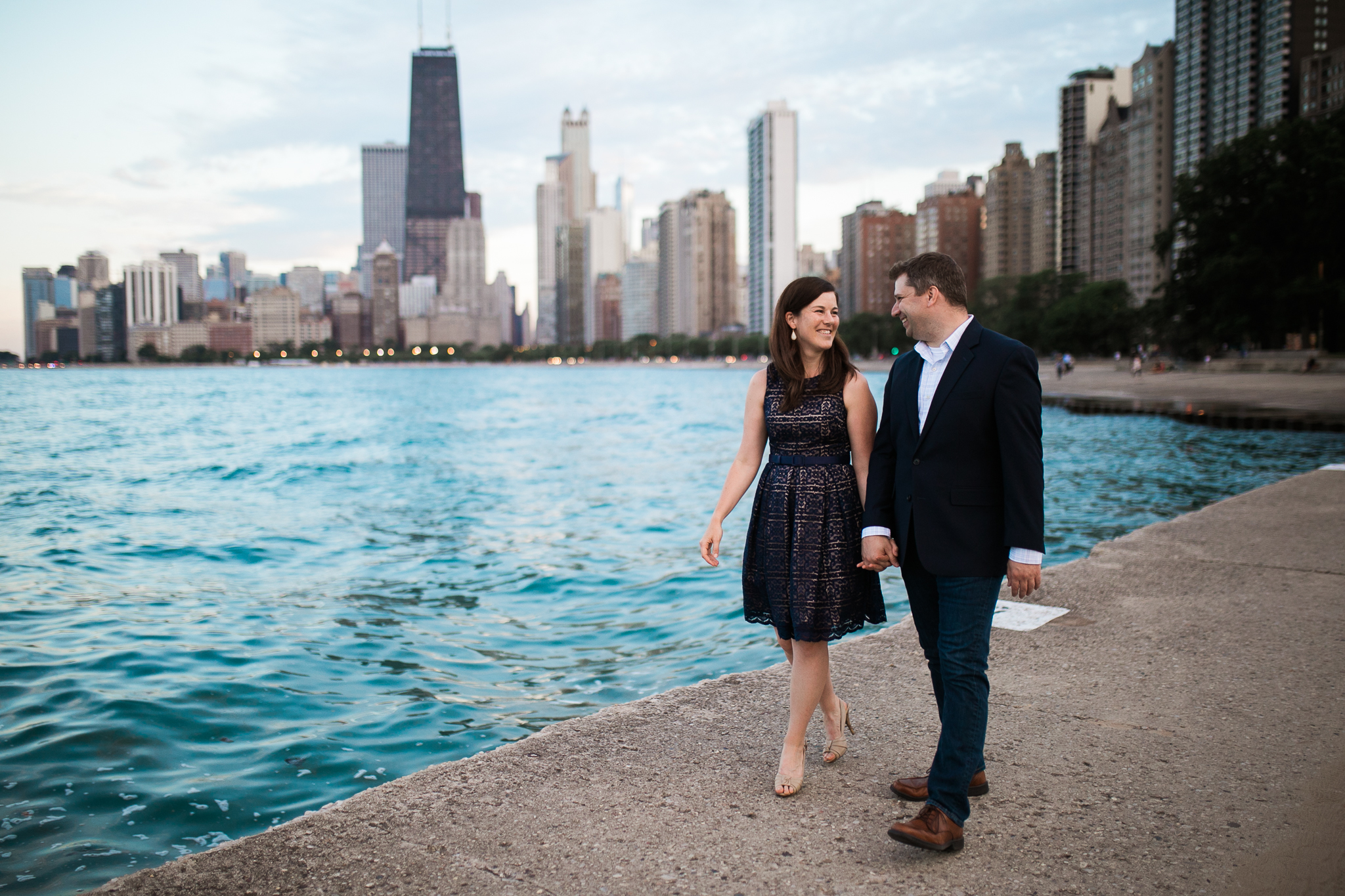 Downtown-Chicago-Engagement-Session-Jen-Dederich_044.jpg