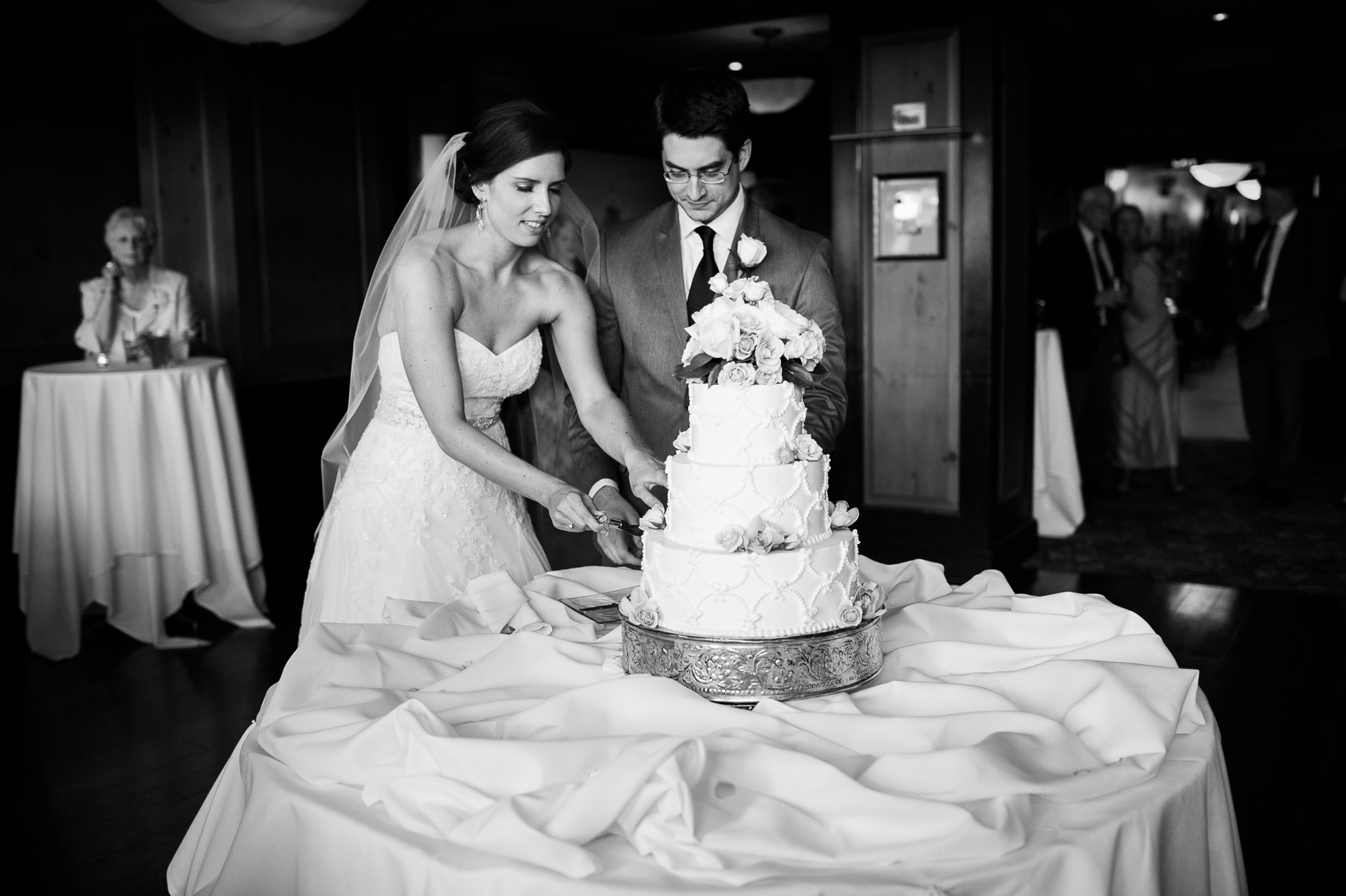 Madison-Club-Wedding-Wisconsin-Wedding-Photography_164.jpg