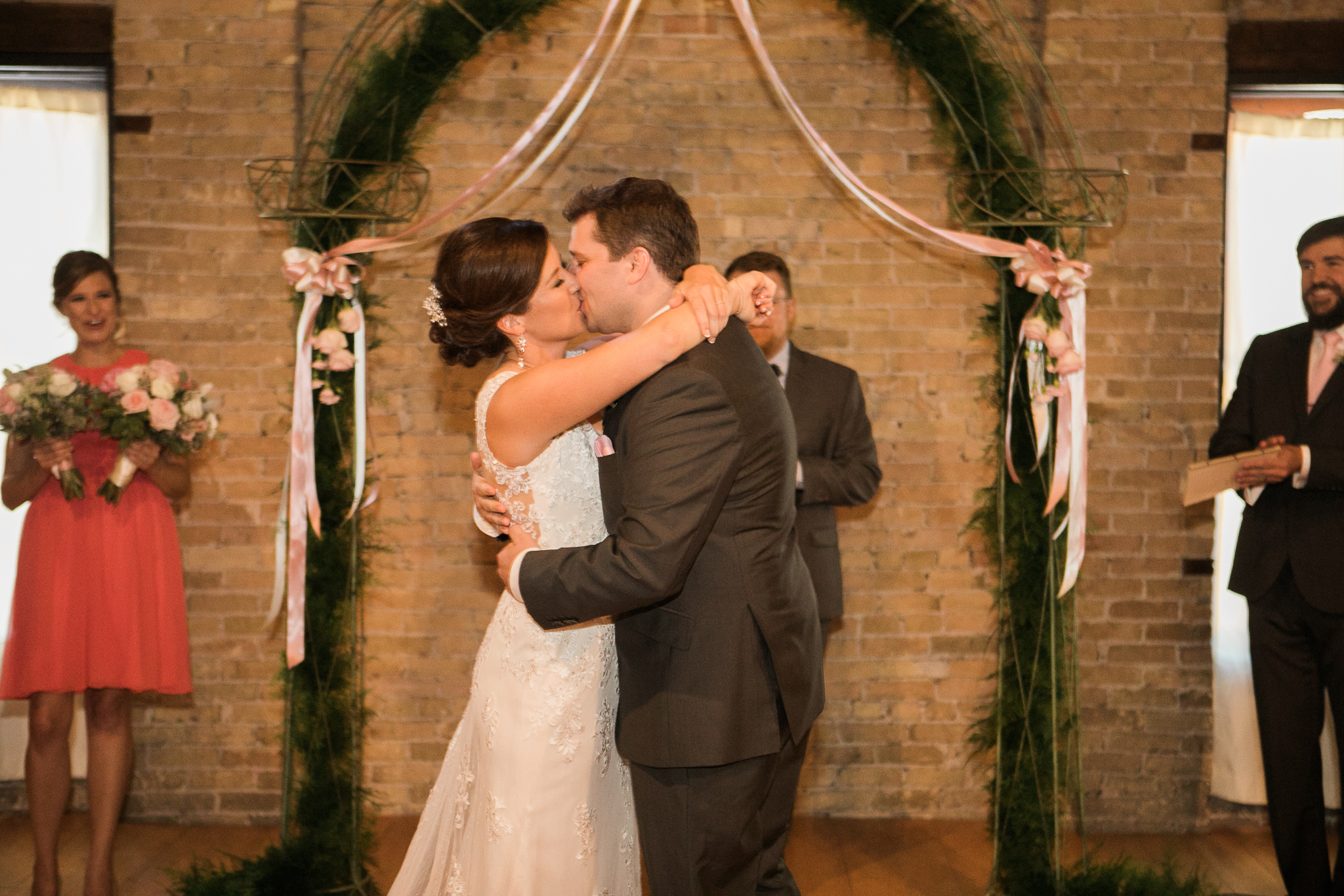 TheLageret-Stoughton-Wisconsin-Wedding_079.jpg