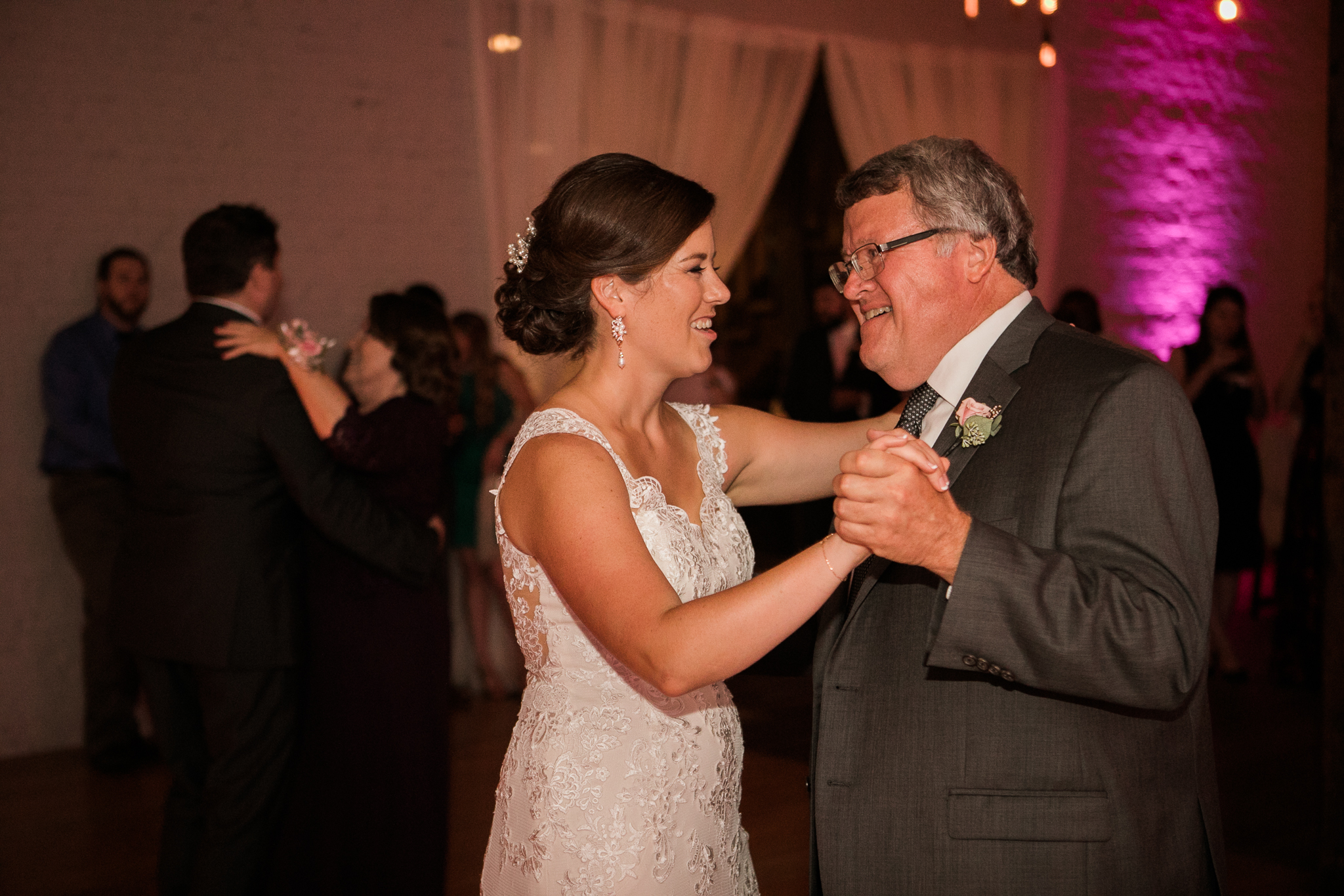 TheLageret-Stoughton-Wisconsin-Wedding_113.jpg