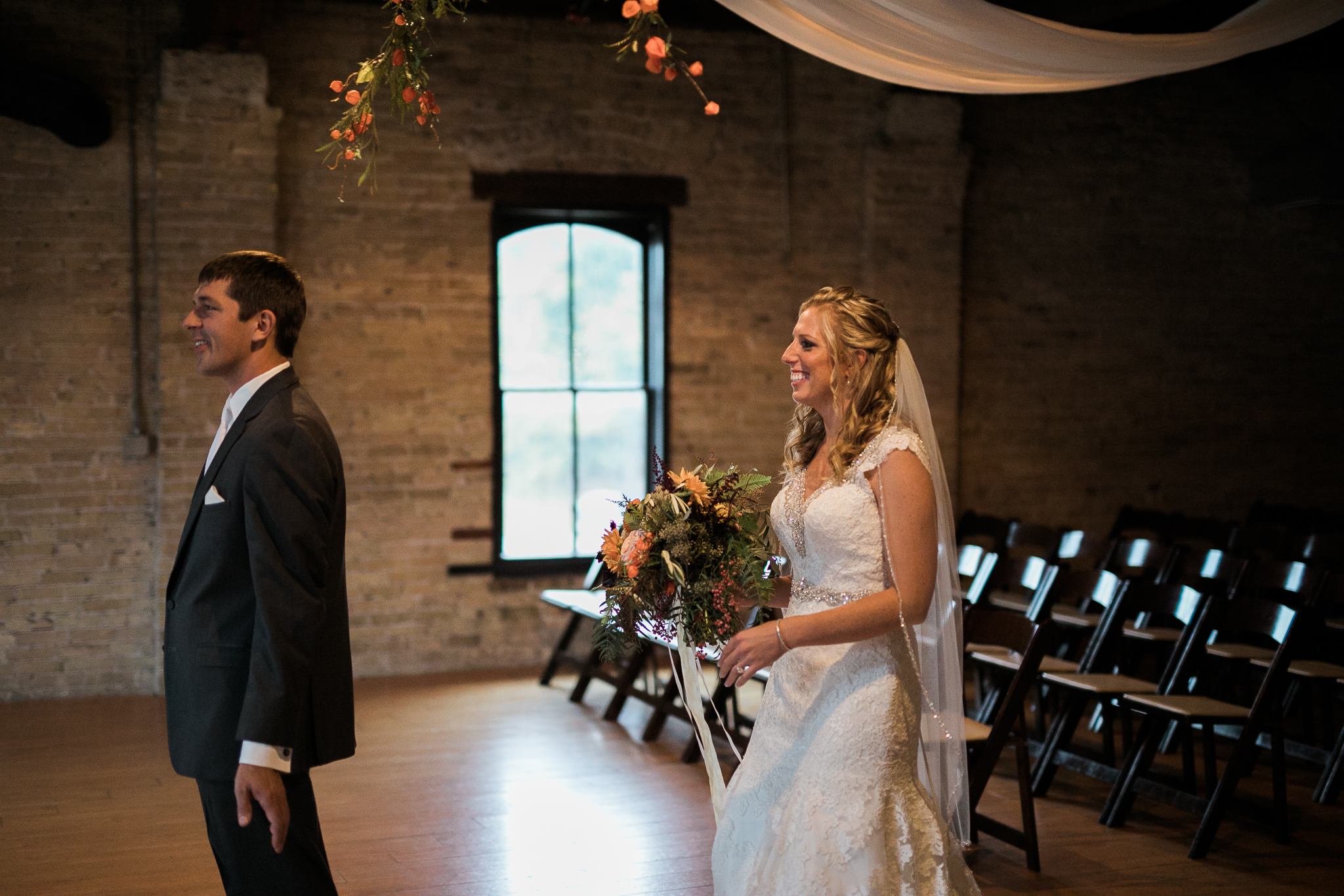 The-Lageret-Wisconsin-Wedding-Jen-Dederich-Photography_014.jpg