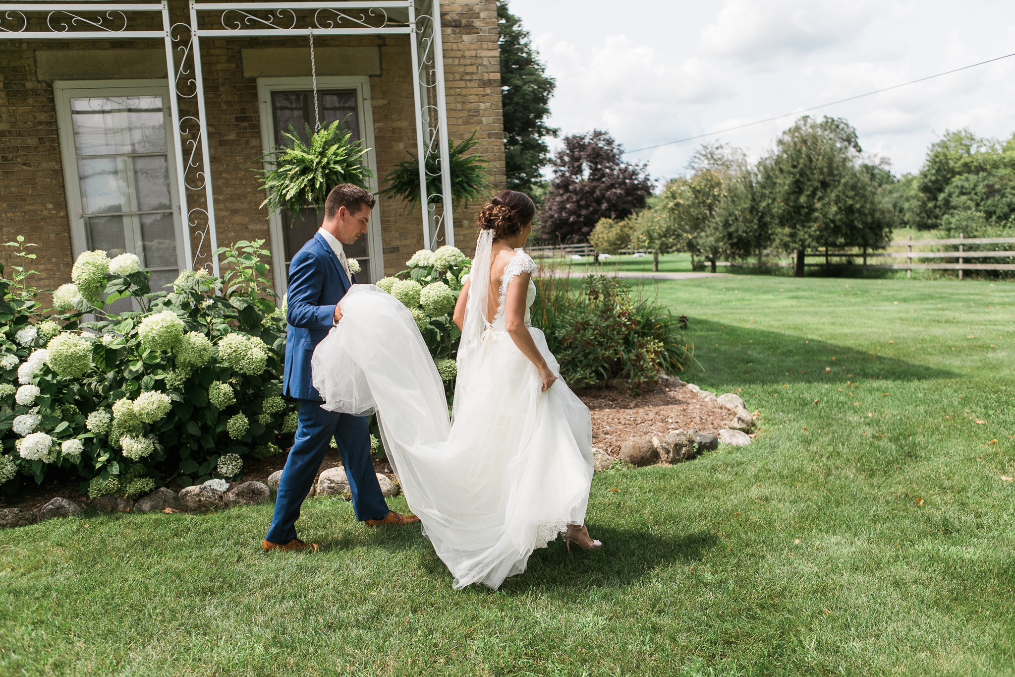 Rustic-Manor-1848-Wisconsin-Wedding_064.jpg