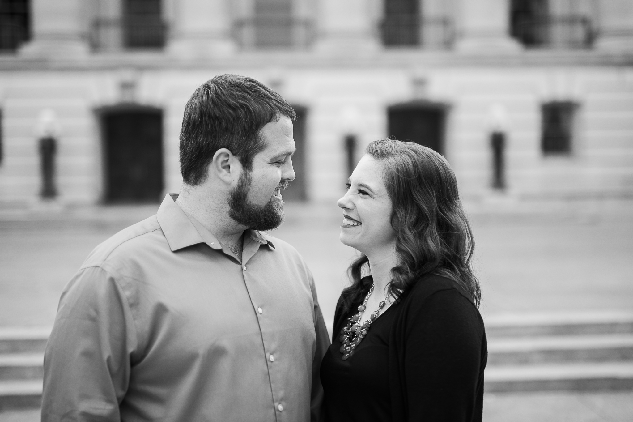 Madison-Wisconsin-spring-engagement-portraits_003.jpg