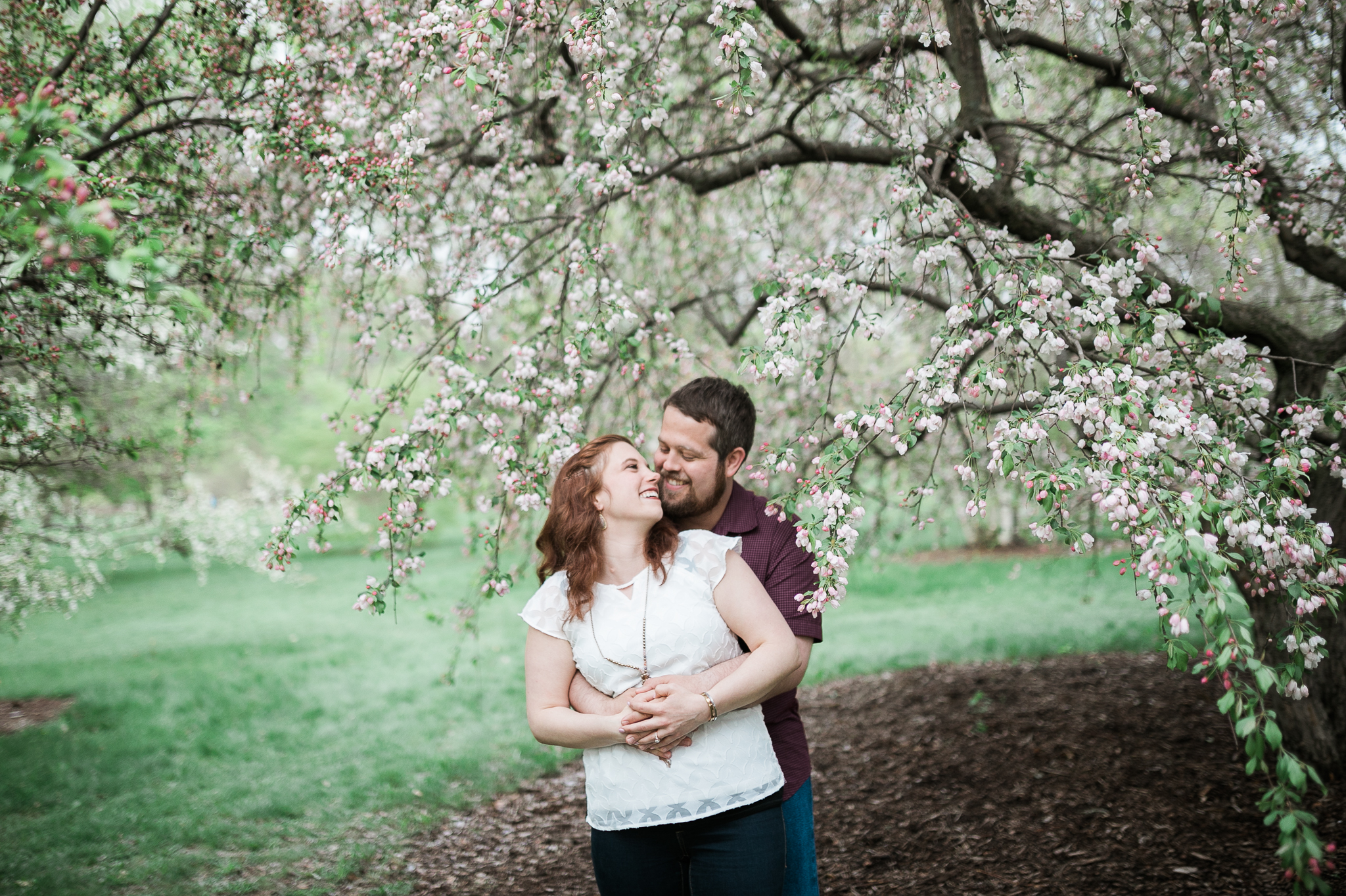 Madison-Wisconsin-spring-engagement-portraits_028.jpg