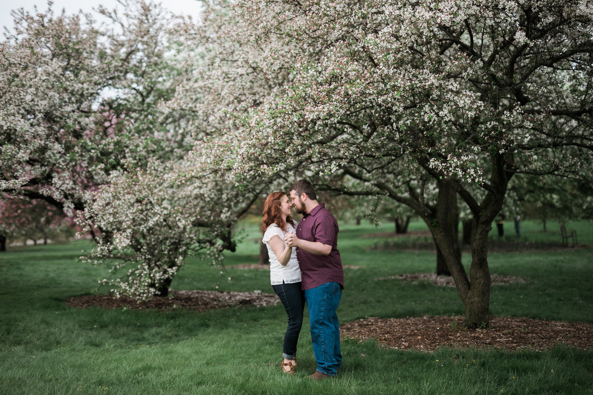 Madison-Wisconsin-spring-engagement-portraits_033.jpg