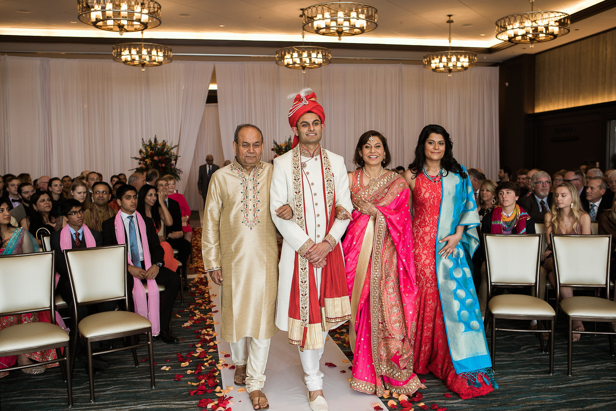 Indian-Fusion-Wedding-Madison-Wisconsin_096.jpg