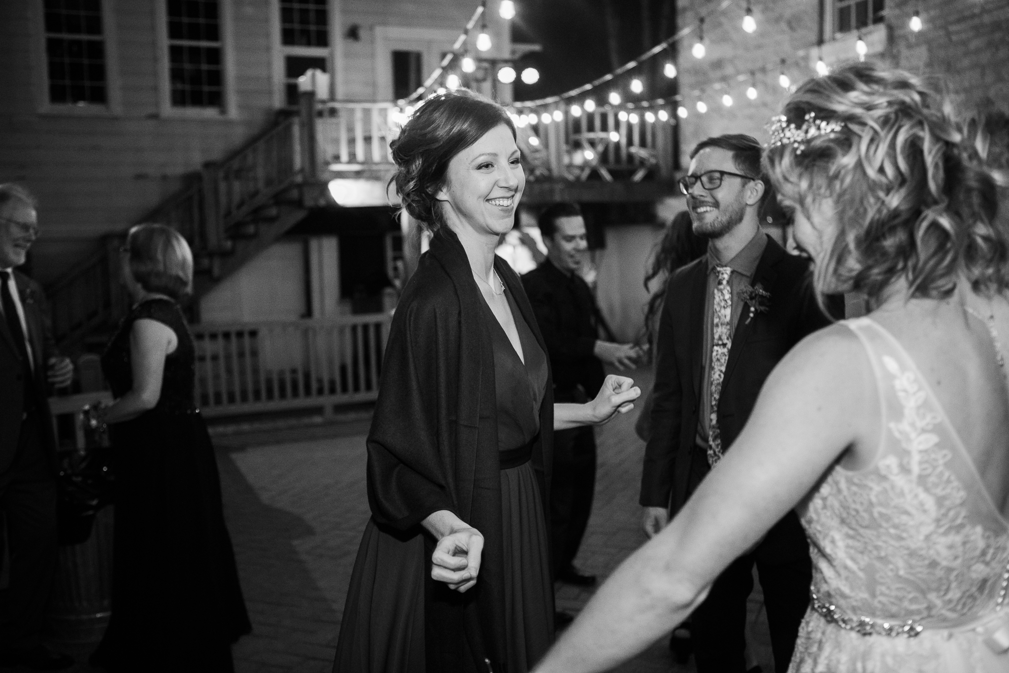 Wisconsin-Paoli-Mill-Wedding-Photography_220.jpg