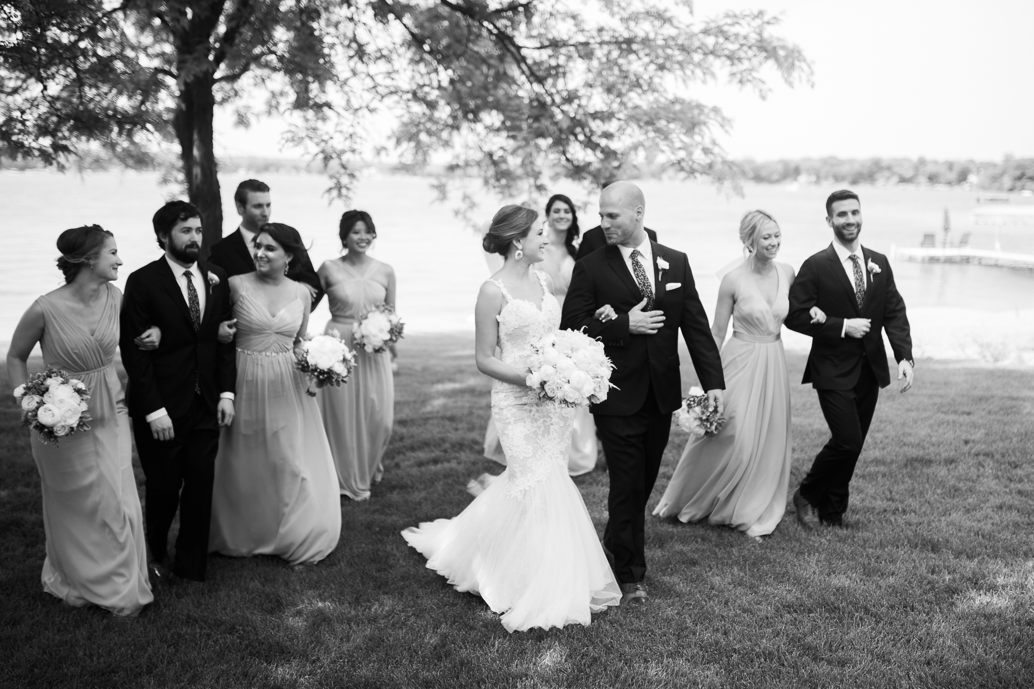 Backyard-Wisconsin-Lake-wedding_097.jpg