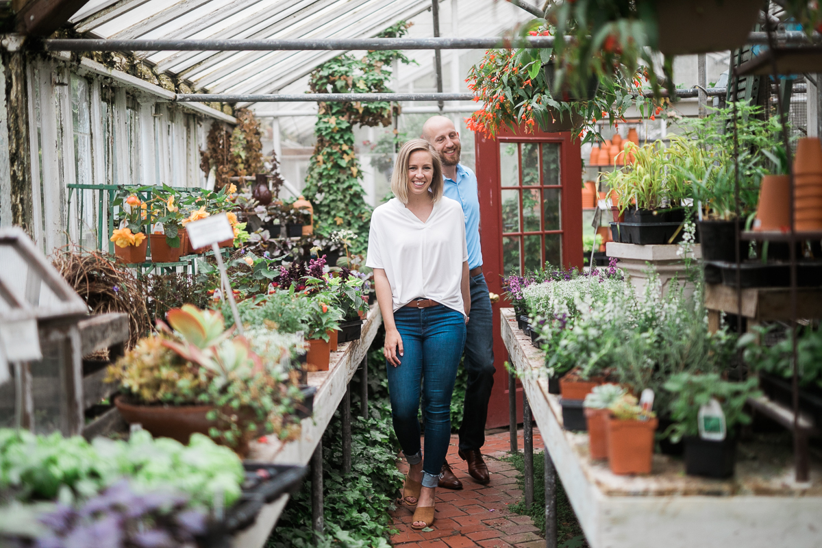 Greehouse-engagement-portraits-Delafield-Wisconsin_009.jpg