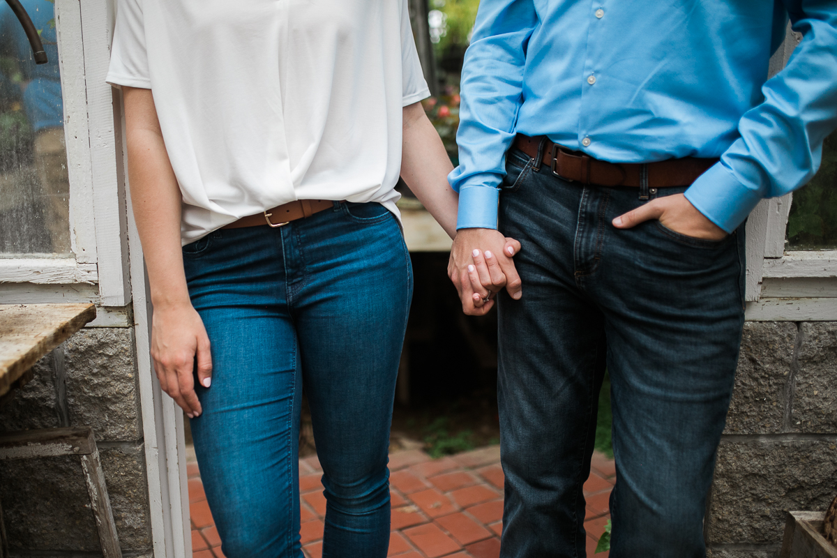 Greehouse-engagement-portraits-Delafield-Wisconsin_013.jpg