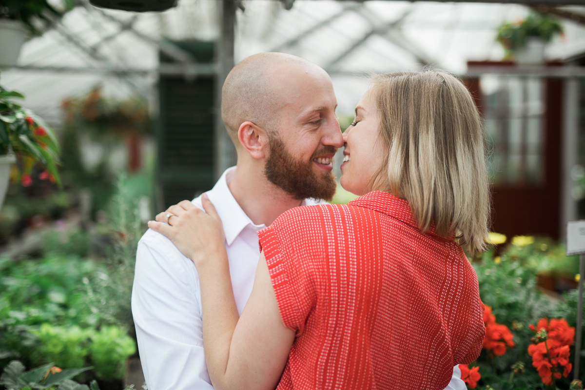 Greehouse-engagement-portraits-Delafield-Wisconsin_026.jpg