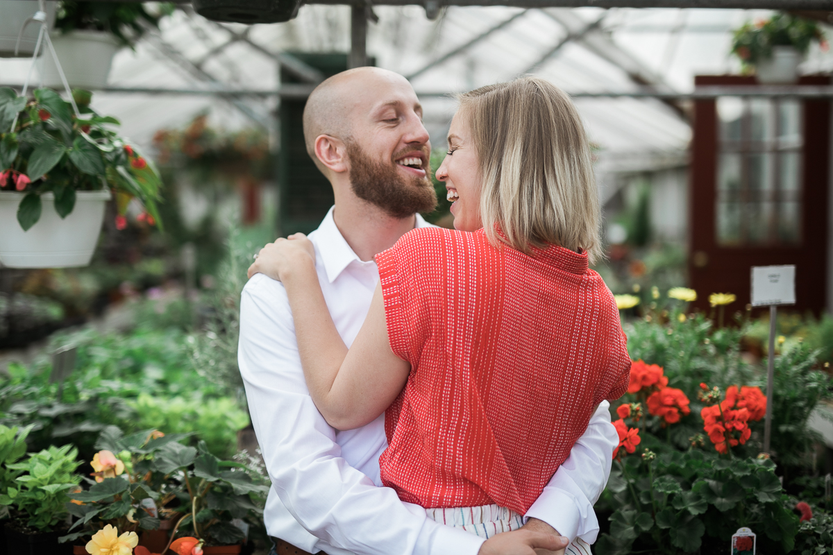 Greehouse-engagement-portraits-Delafield-Wisconsin_027.jpg
