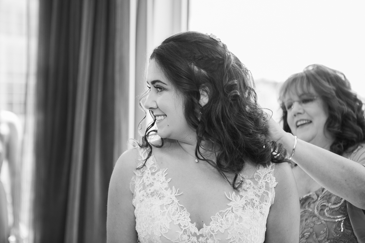 The-Fields-Reserve-Stoughton-Wisconsin-Wedding_020.jpg