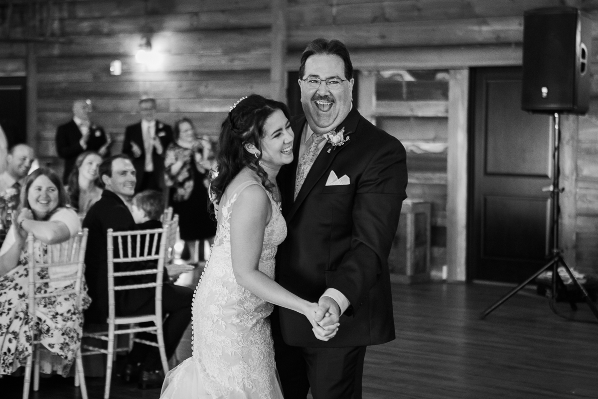 The-Fields-Reserve-Stoughton-Wisconsin-Wedding_114.jpg