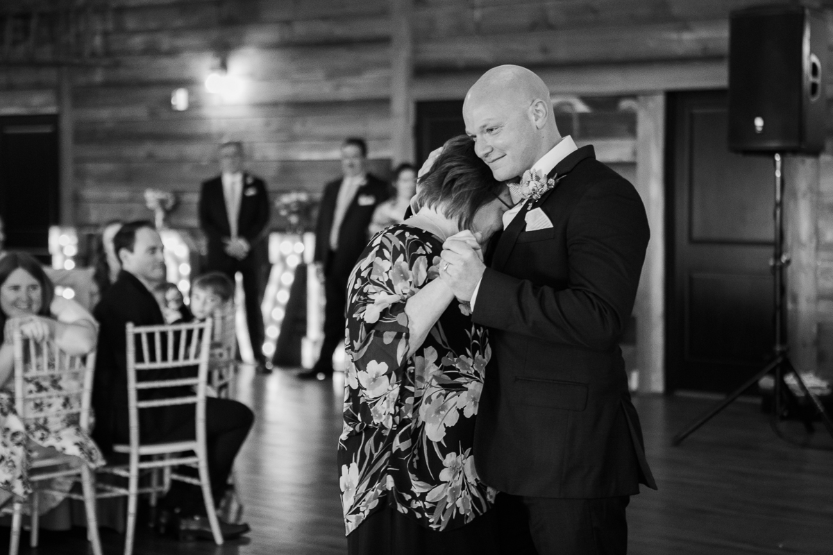 The-Fields-Reserve-Stoughton-Wisconsin-Wedding_116.jpg