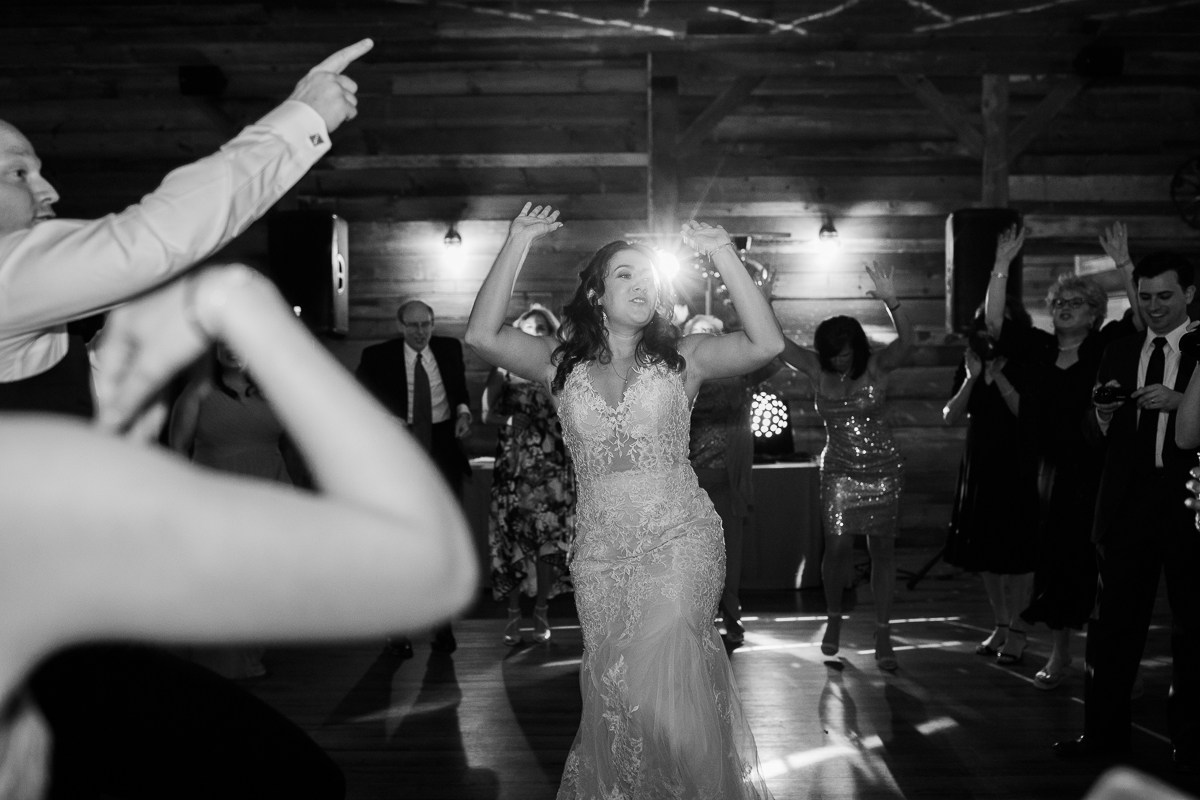 The-Fields-Reserve-Stoughton-Wisconsin-Wedding_145.jpg