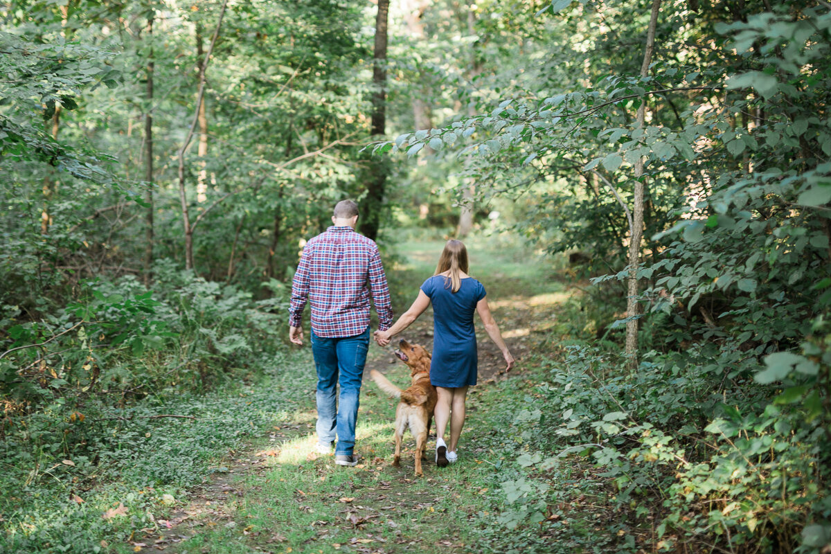 Engagement-portraits-Stoughton-Wisconsin_003.jpg