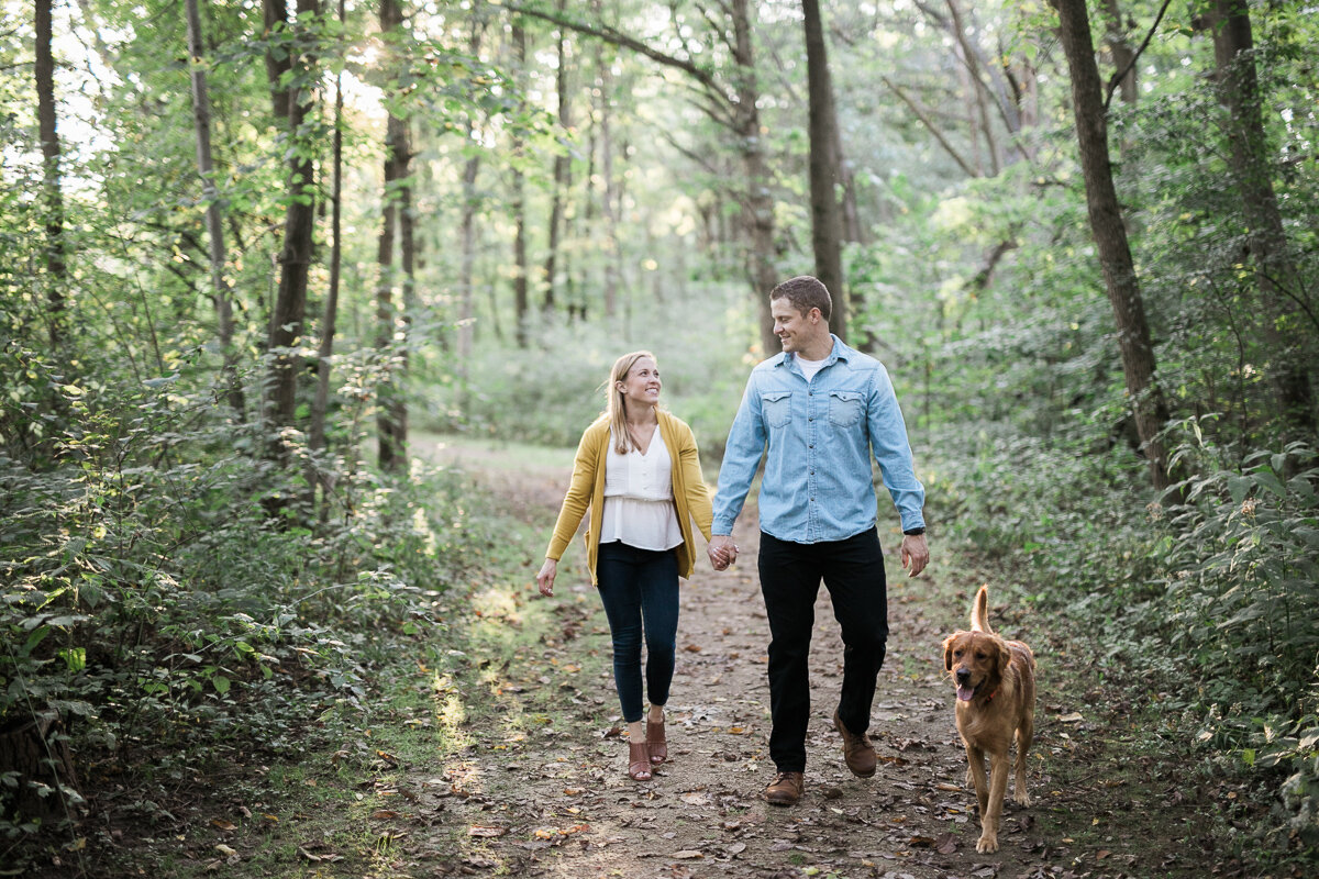 Engagement-portraits-Stoughton-Wisconsin_027.jpg