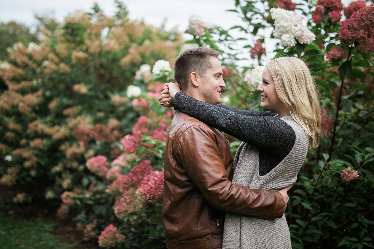 Madison-Wisconsin-Engagement-Portraits_070.jpg