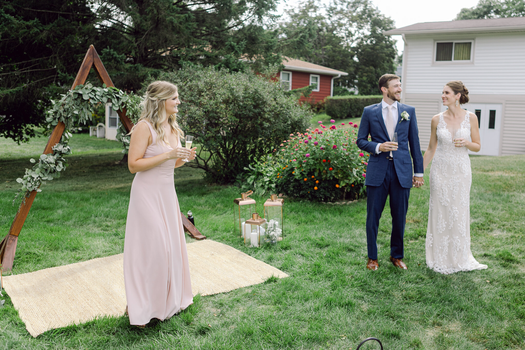 Backyard-wedding-Madison-Wisconsin_077.jpg