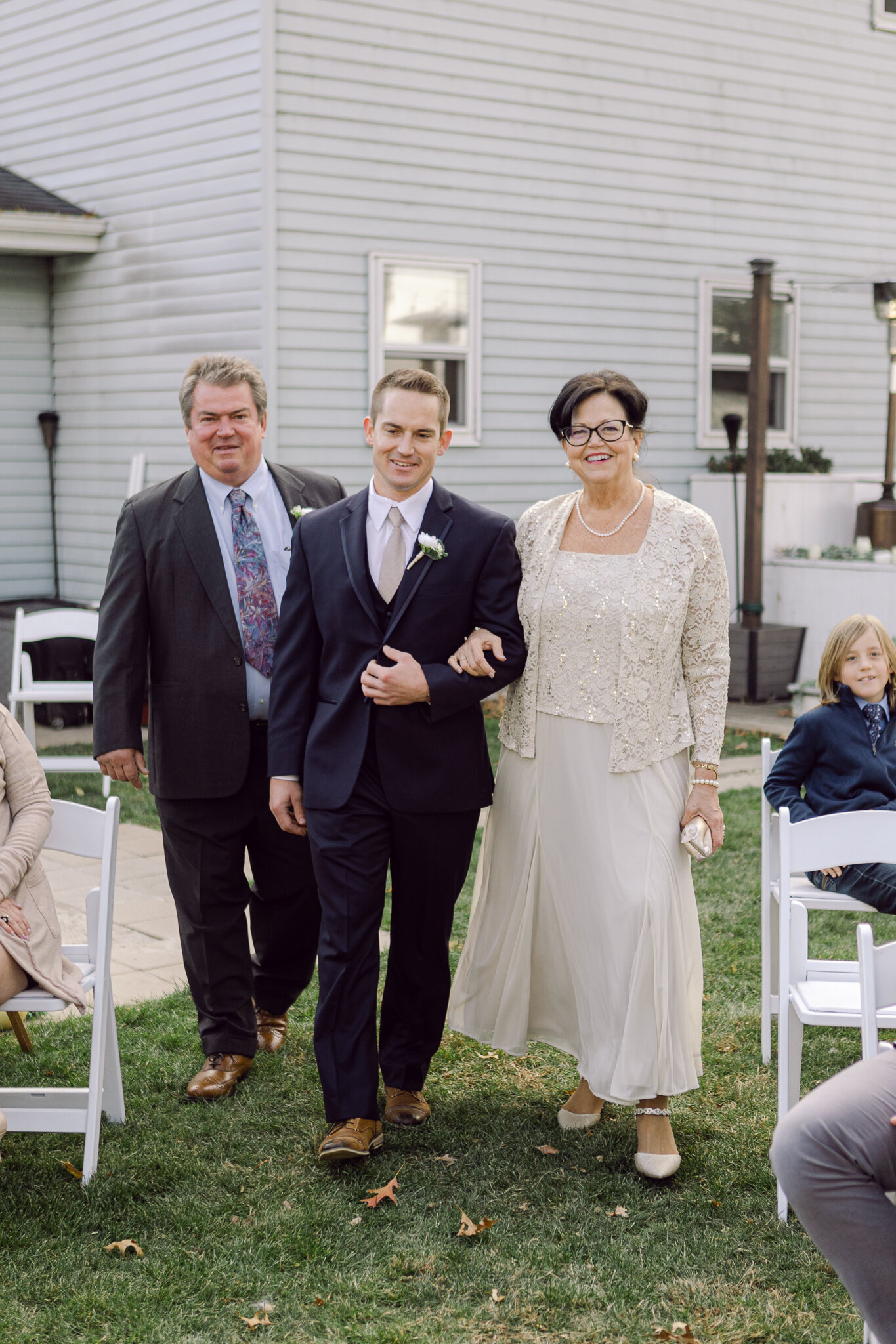 Sun-Prairie-Wisconsin-Wedding-Photographer_020.jpg