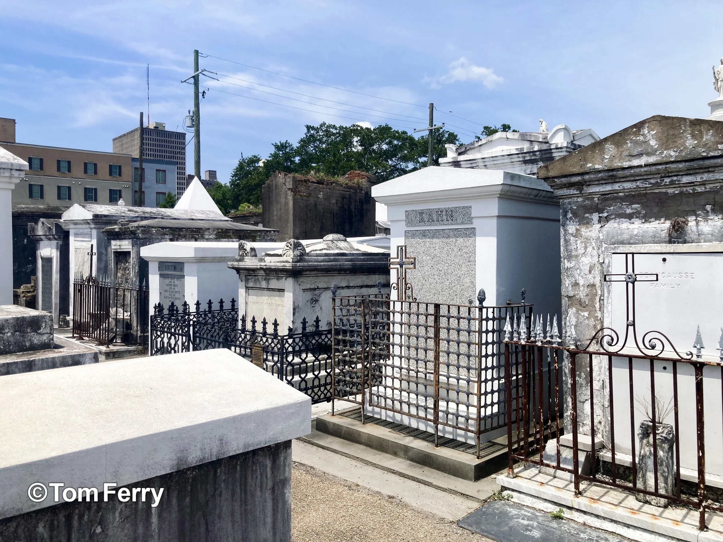 St. Louis Cemetery No. 1