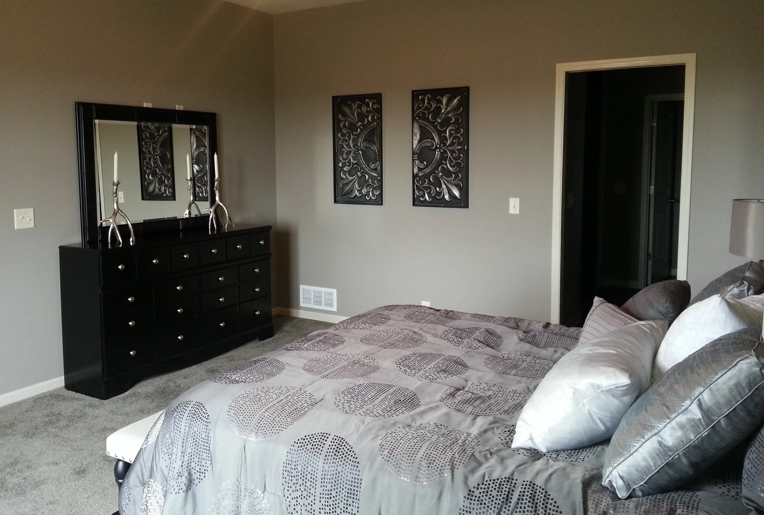 Master Bedroom Cedar.jpg