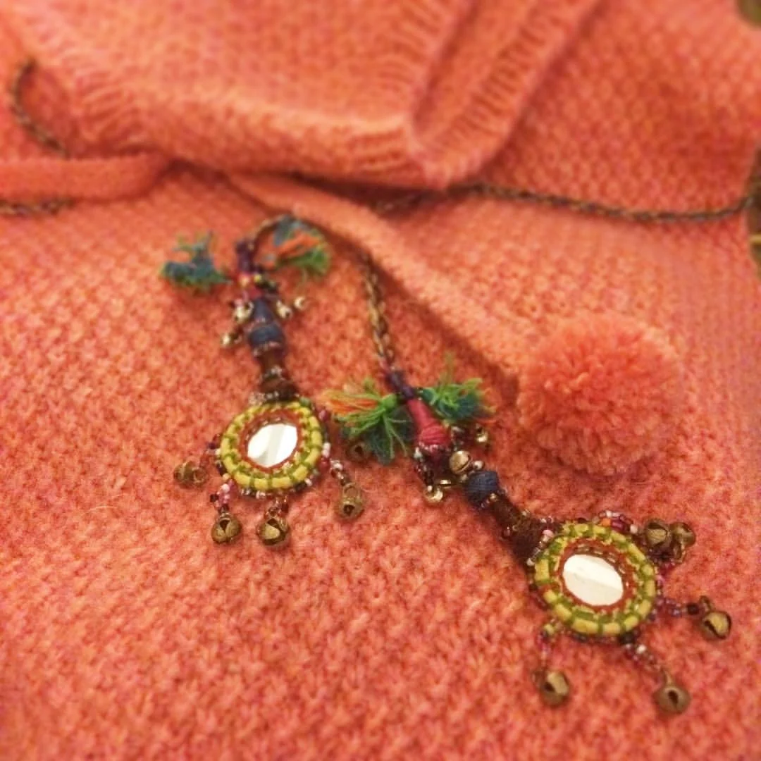 camel swag and handknitting :: alpaca linen