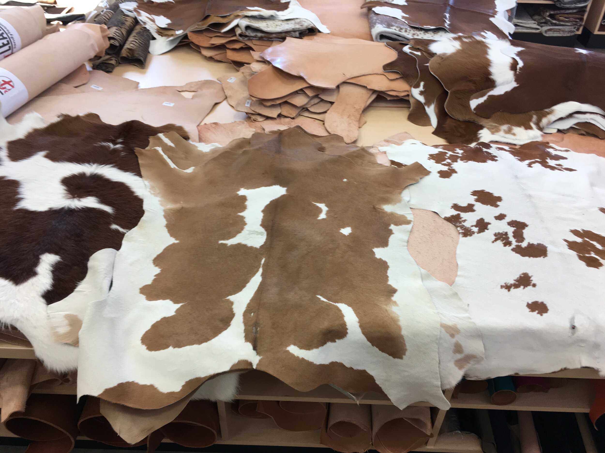 Sourcing cowhide for "Larry Brown" trench, S1