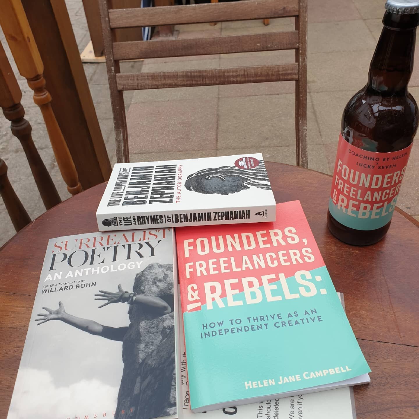 Treasure from a quick trip to the Poetry Bookshop @poetrybookshop  and Old Electric @theoldelectricshop. Found a rather tasty drink @coachingbyhelen hehe