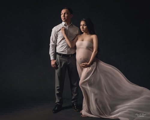 Mesa Arizona Family Maternity Photographer Chad Weed with Mercedes ans Jose