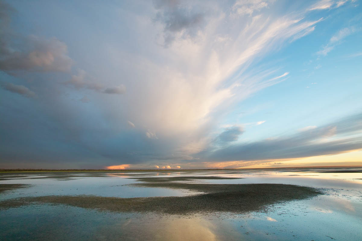 Eruption, Beaverhill Lake, 2004