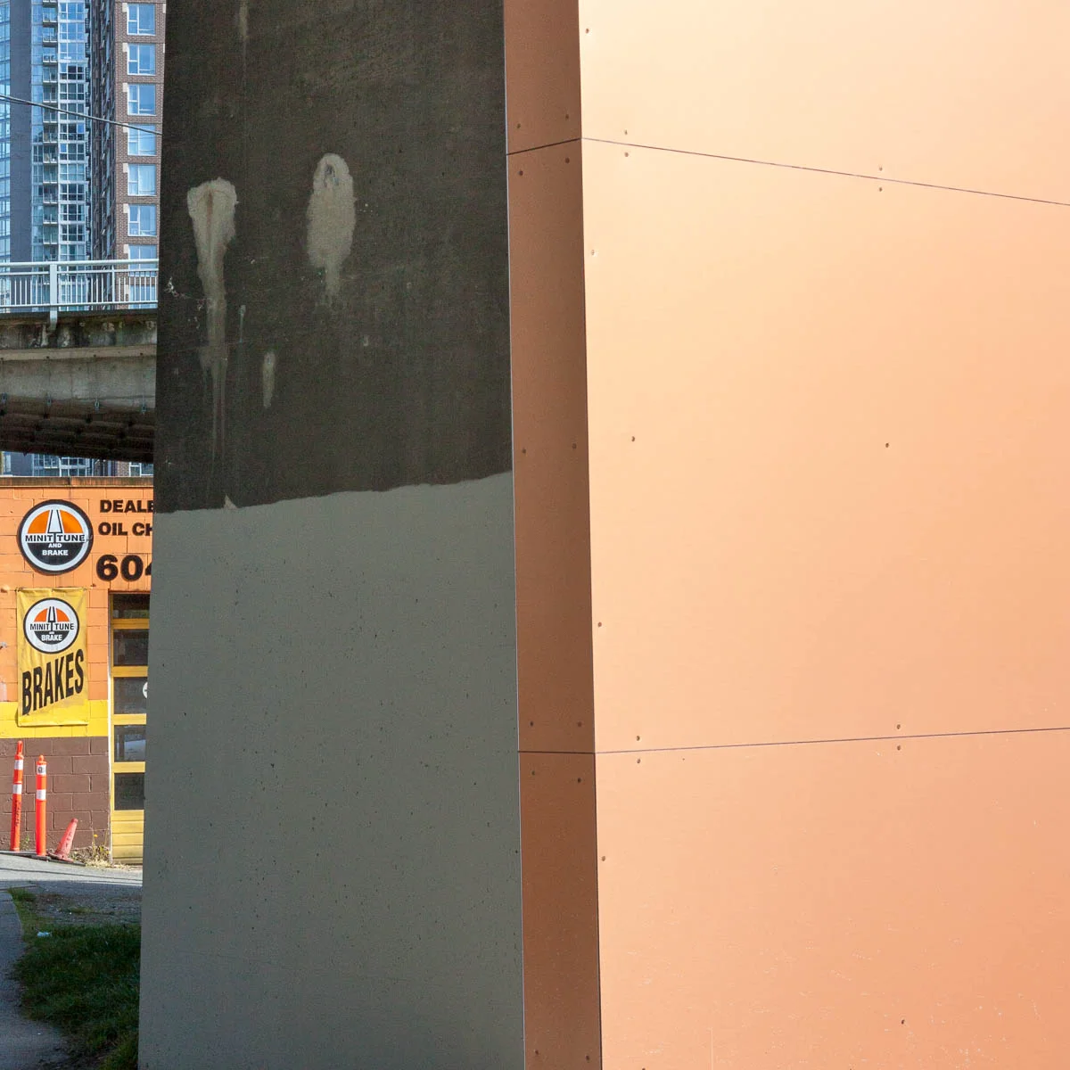 Behind, Vancouver, 2014