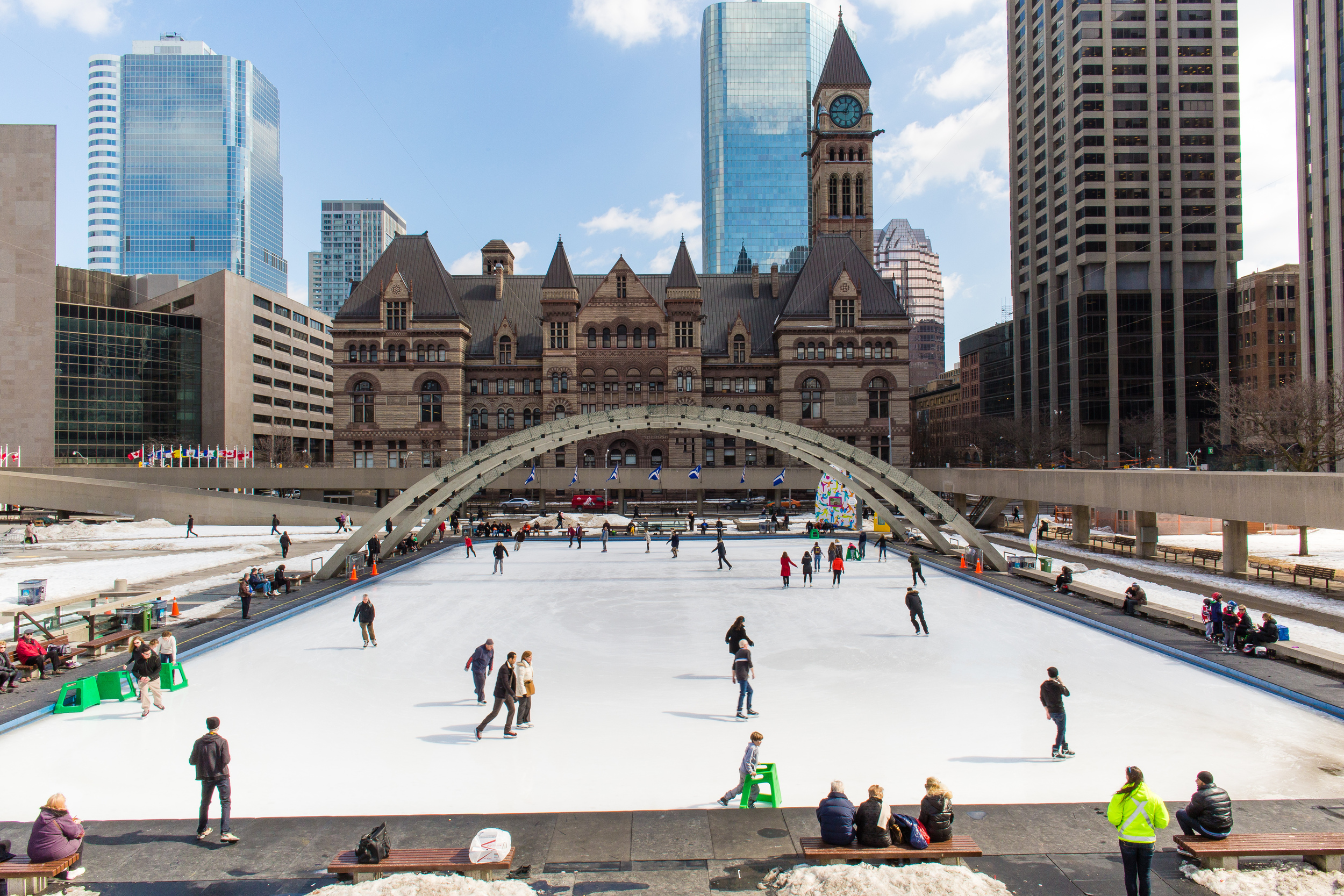  Torontonians getting their last skate in at Nathan Phillips Square.