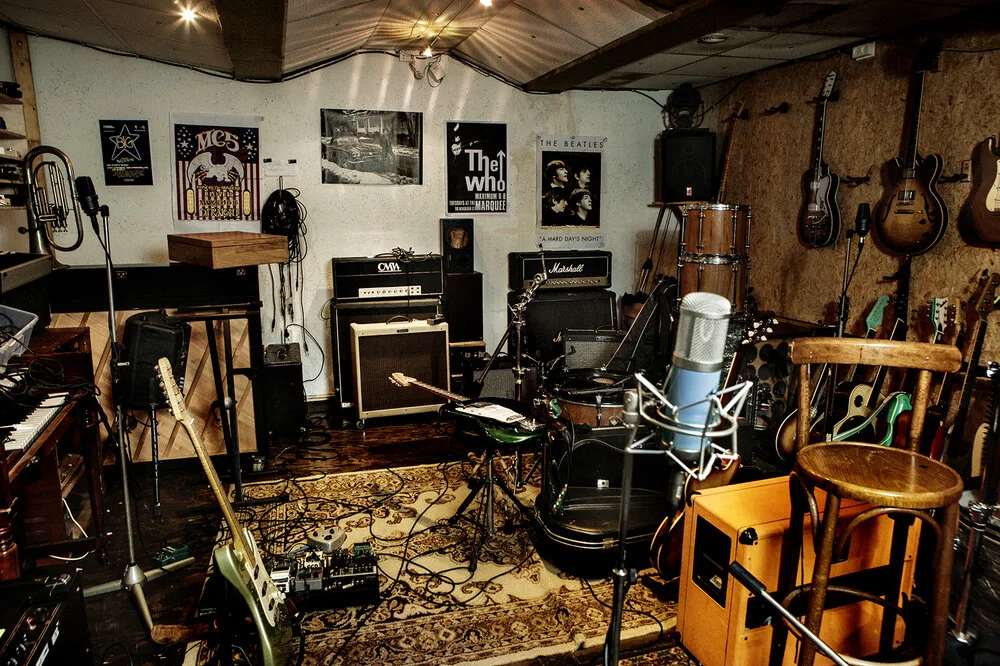 Music studio Ken Stringfellow