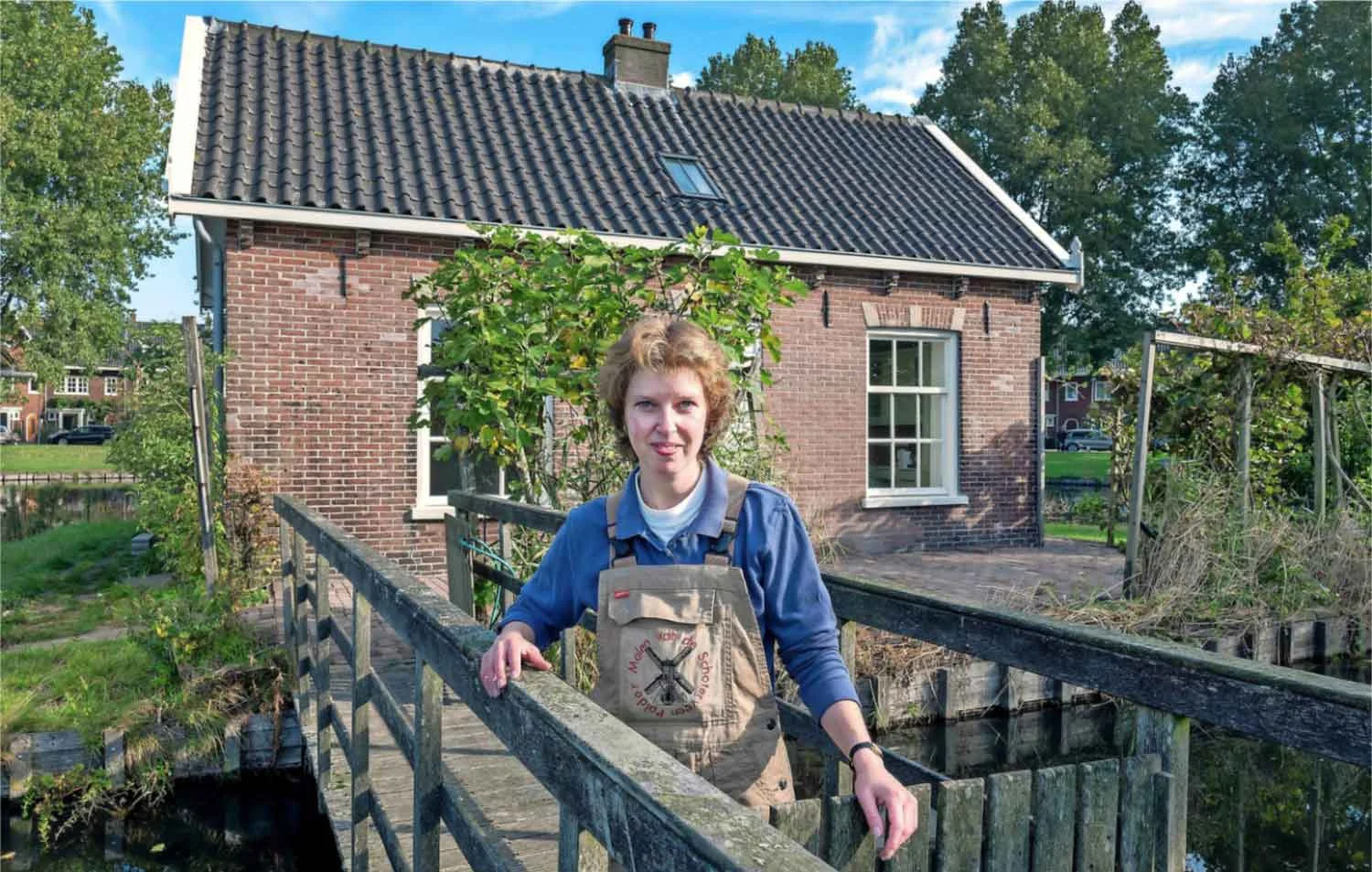 Joyce Beneker is de trotse bewoner van de gerestaureerde molenaarswoning.