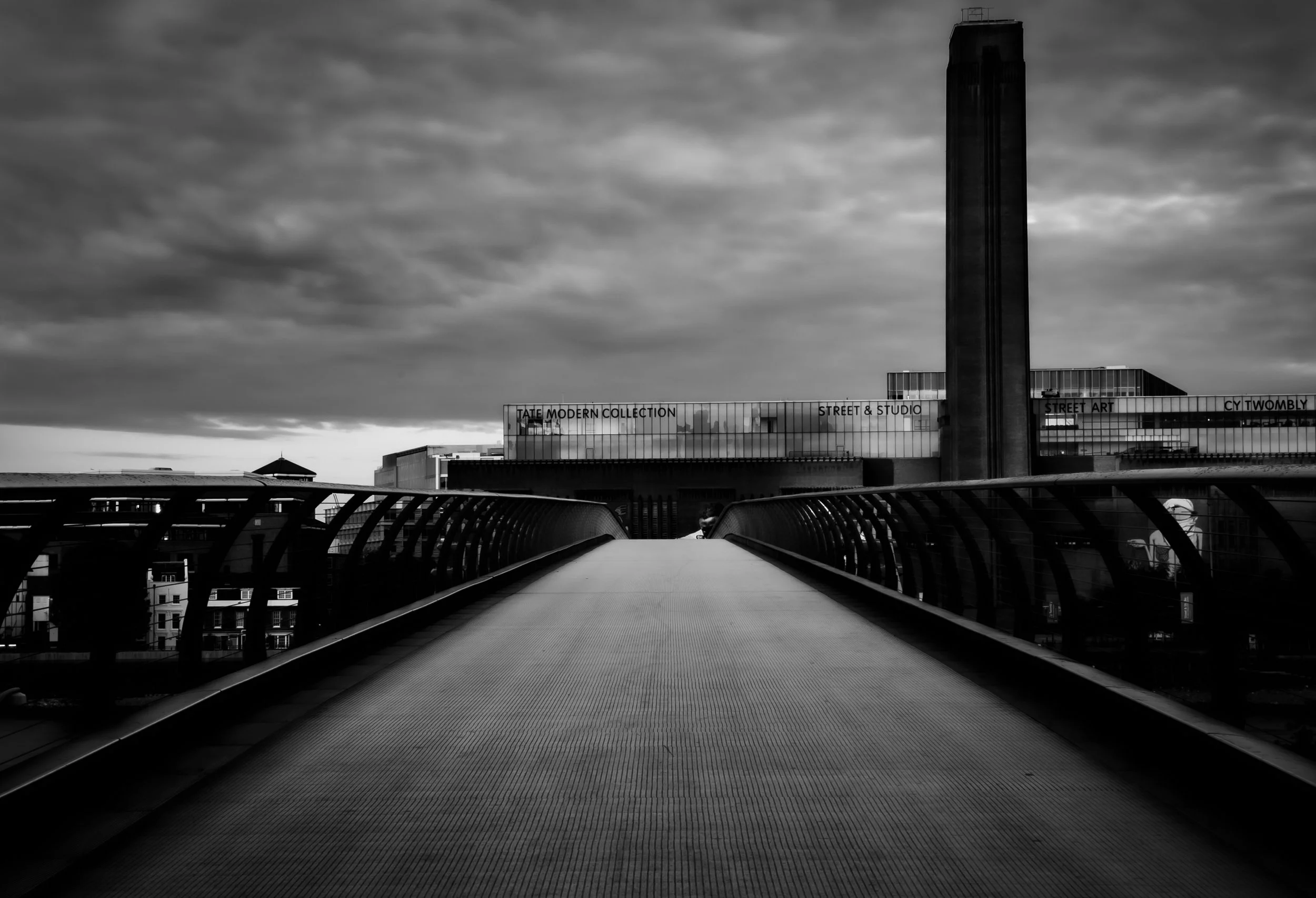 NEW BLACK AND WHITE-3-3.jpg