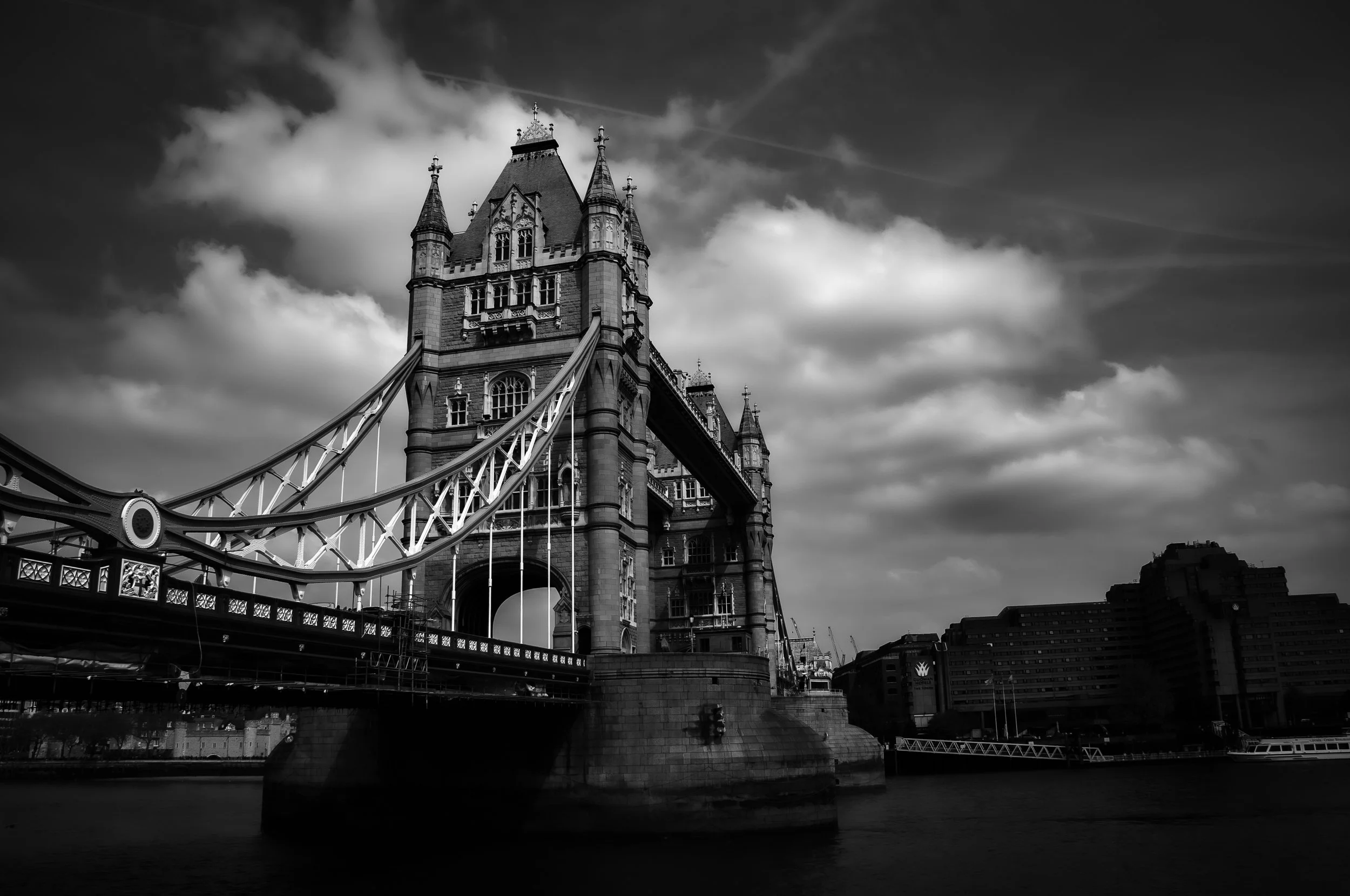 NEW BLACK AND WHITE-2-2.jpg