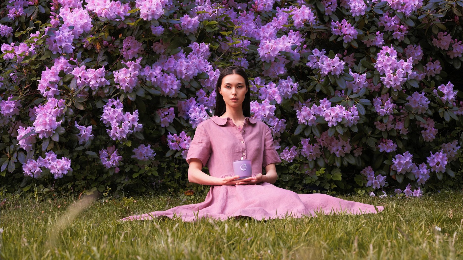 Yashi: mystical candles and stones to heal the soul