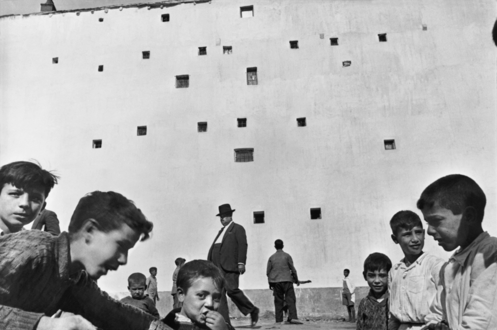 (c) Henri Cartier Bresson.