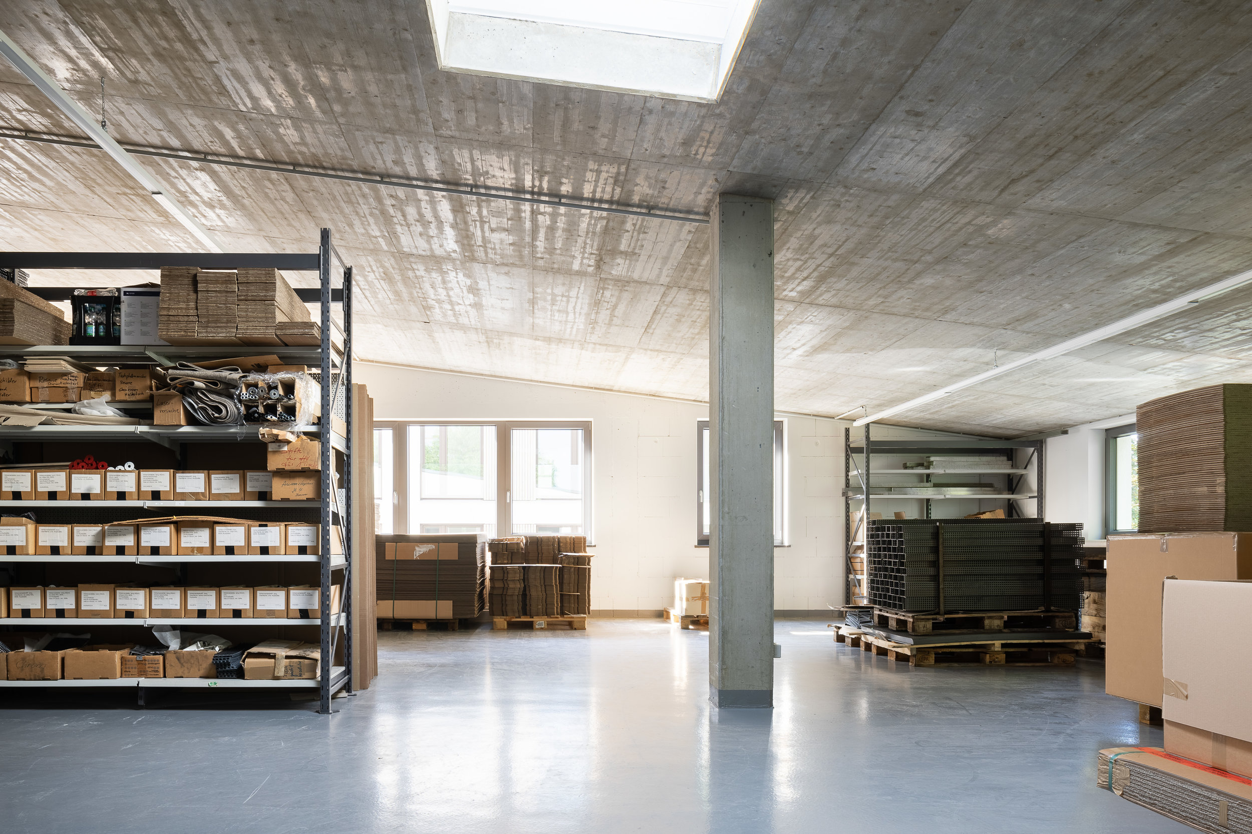 LAGER – Warehouse