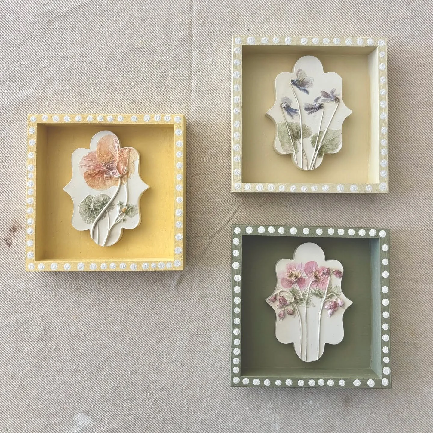 It's been a hot-minute since my last post&hellip; but excited to be back and sharing about what's going on with me and my art. 

First up, an exciting update landed in my inbox recently: that my artwork arrived safely in Australia!

I always get exci