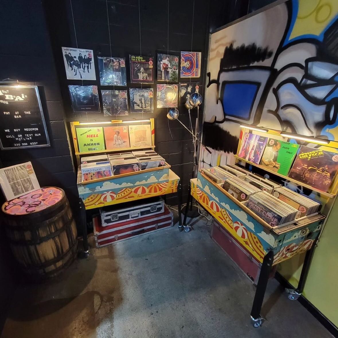 Explore a world of vinyl where creativity meets curiosity at Right Brain Record Store, nestled in the brewery&rsquo;s ballroom. Stop by this evening and browse this awesome record selection, grab a slice from @roxburypizza, and hang with Right Brain 