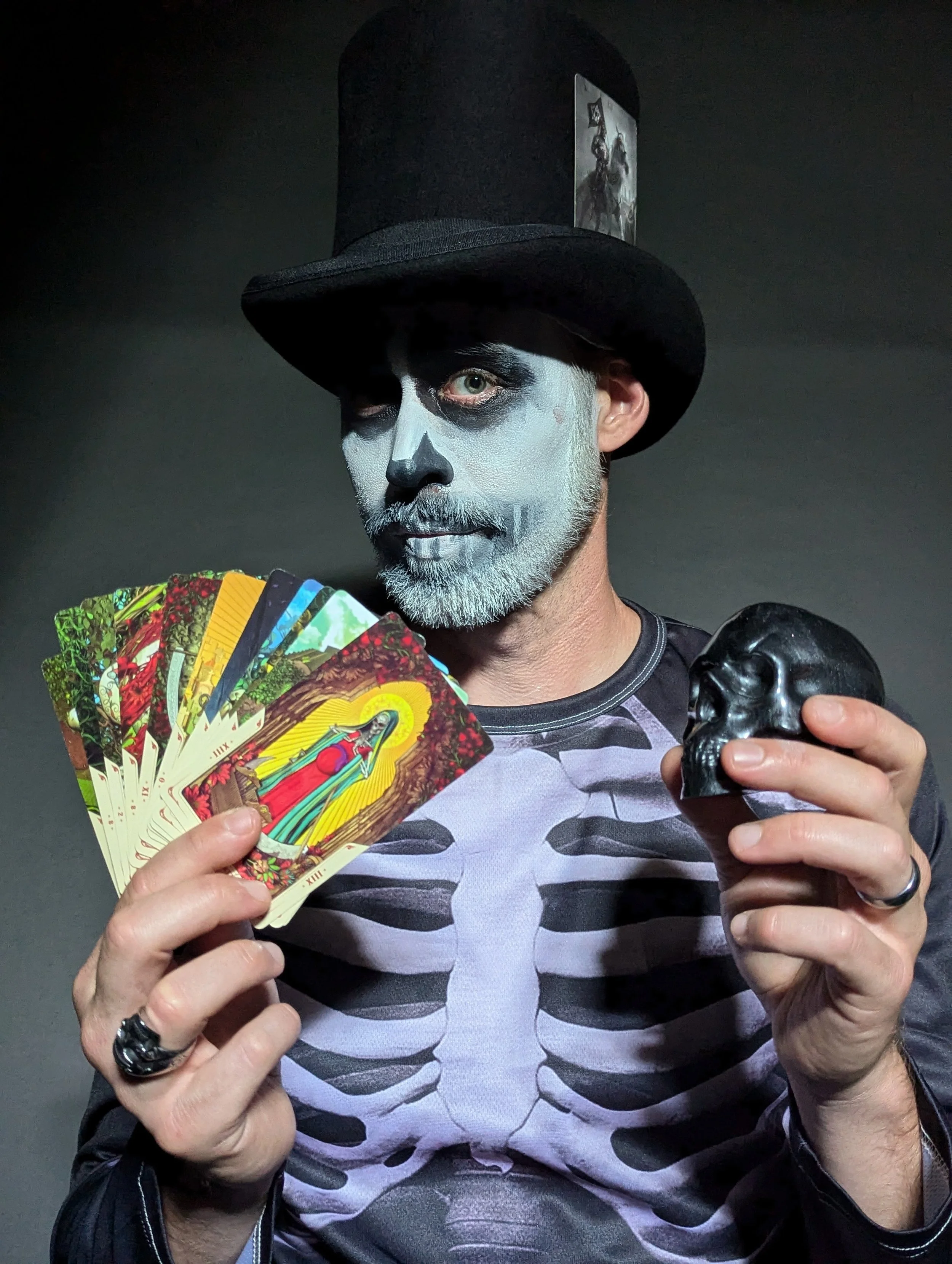 Bone-Chilling Tarot with Dan