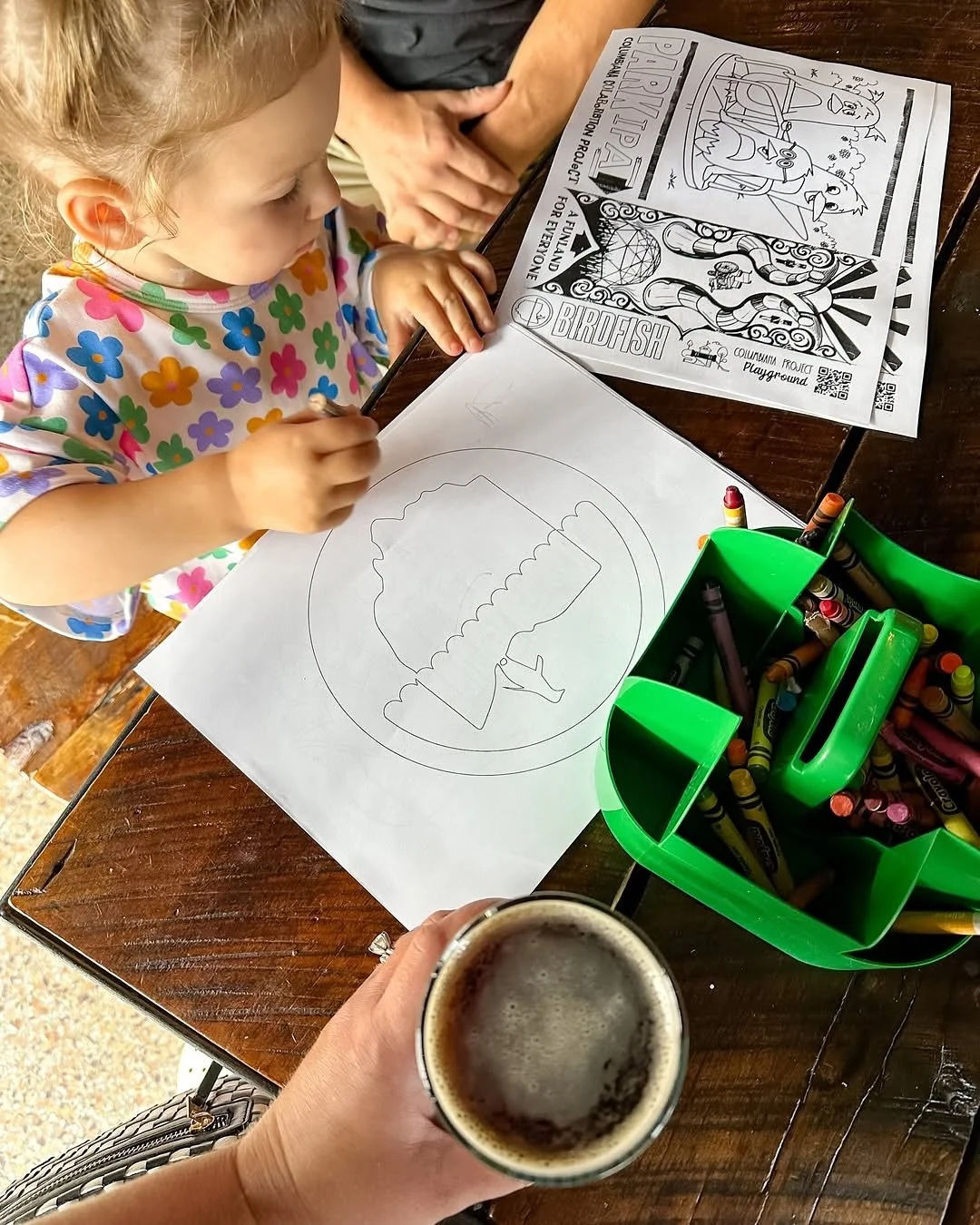 🎨 Coloring pages + games for the kiddos.
🍺 Fresh cold beer for the grown-ups. 
Easy peasy lemon squeezy.