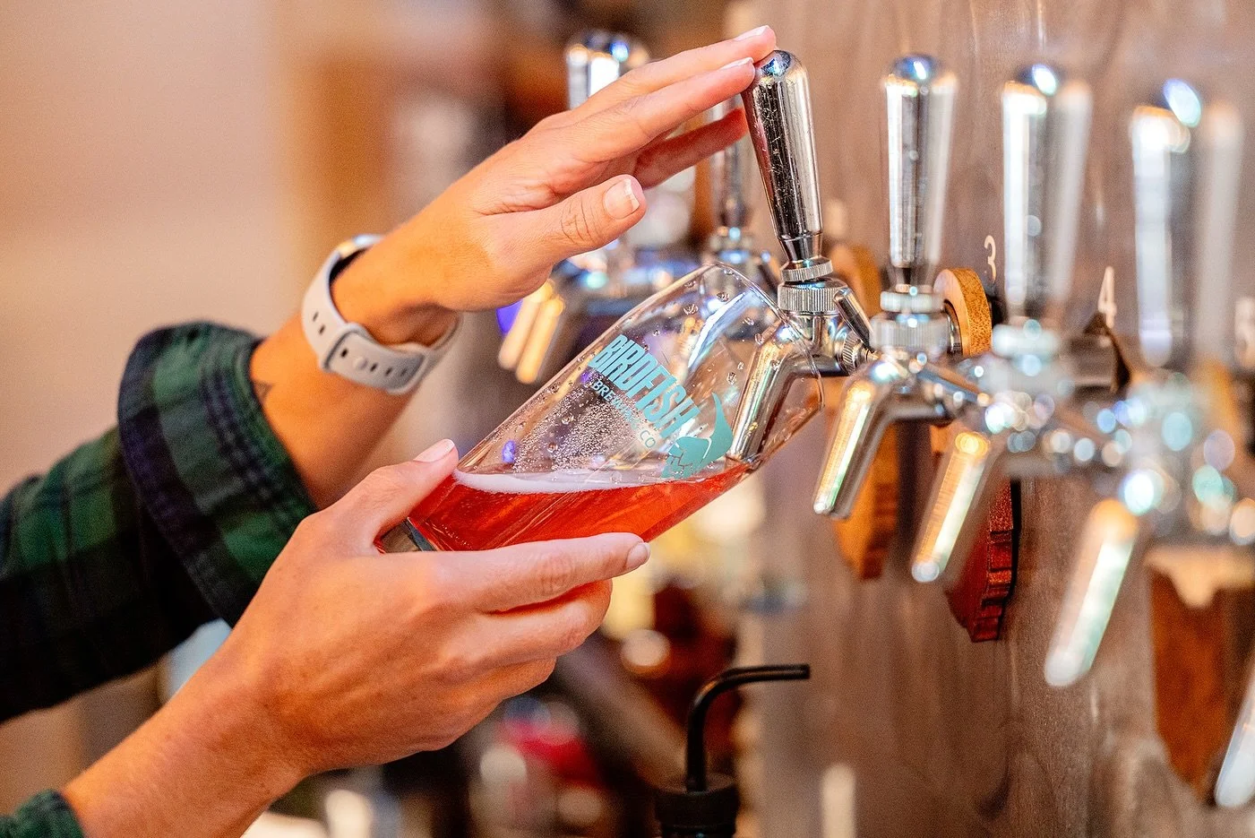 Cheers to the weekend 🍻

The last keg of Raspberry Chalet is pouring today. Stop in for a pint and check out @mikesopkomusic with @neilchastain from 2-5 in the Ballroom. @red_rican_2025 food truck and their Tres Leches desert truck will be setup on 