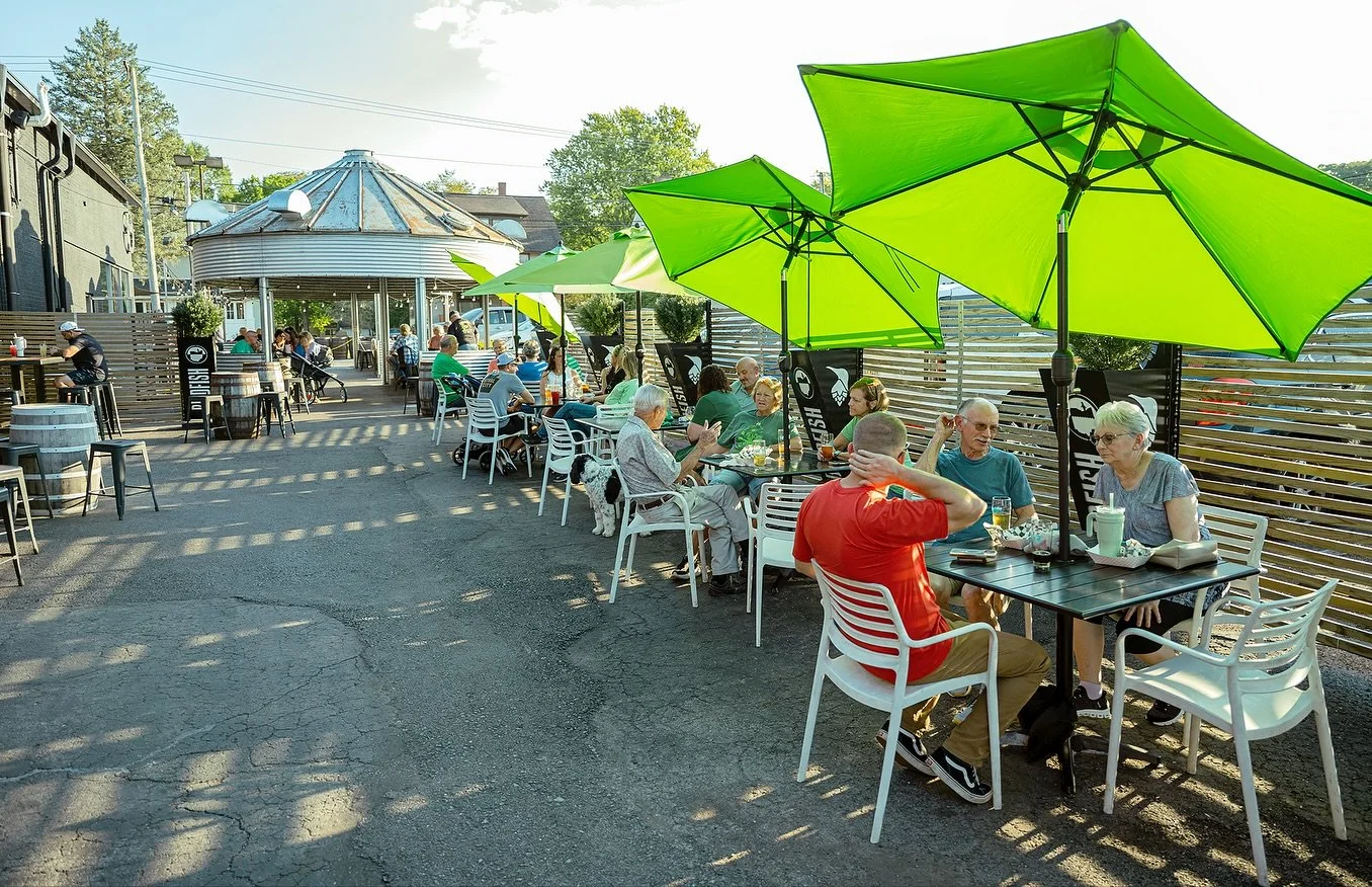 As the patio season winds down, we&rsquo;re heating things up tonight with @sassos_wood_fired_cucina, serving 5&ndash;8PM.

This husband-and-wife team brings Italy to the streets of Northeast Ohio&mdash;hand-crafted wood-fired sandwiches, fresh Itali
