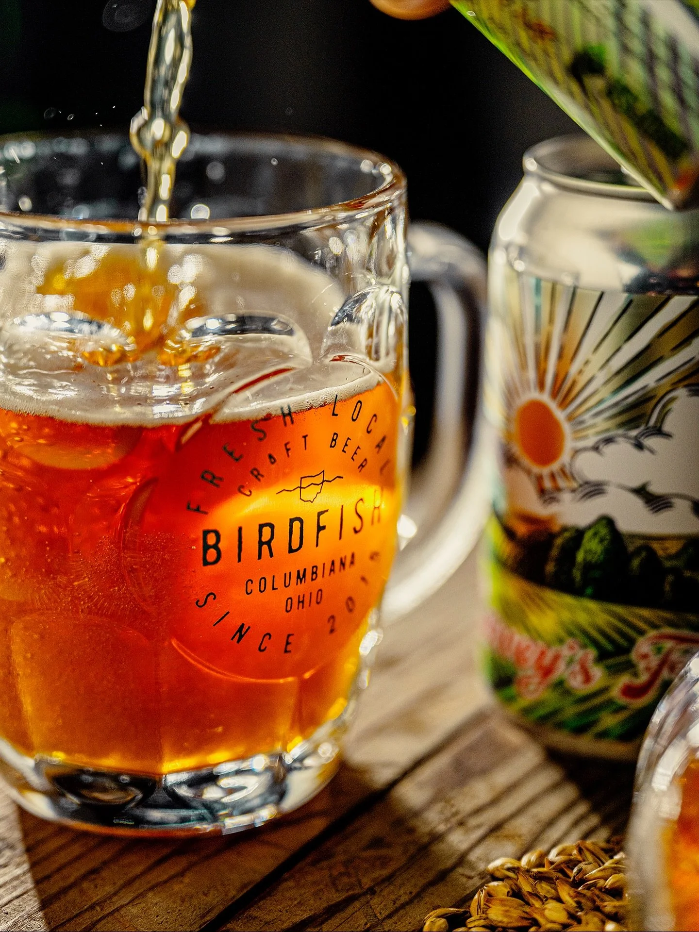 From local fields to your pint glass &mdash; Harvey&rsquo;s Finest Irish Ale features malt from our friends at @yarian_quality_malts. Drink local, support local.

@wokonthewildsidefoods tonight on the patio and @thesummitfm supported Open Jam in the 