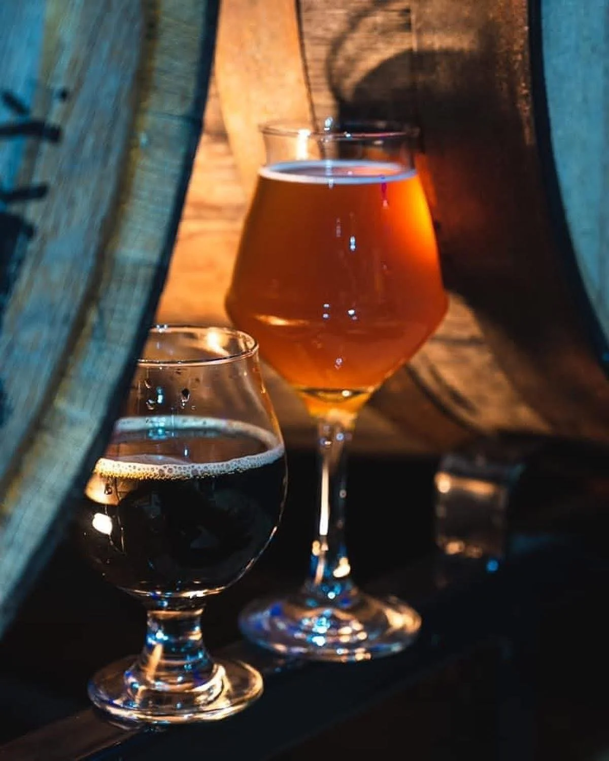 The leaves are falling and the barrels are calling. Barrel-aged beer season has arrived. 🍂🥃

Current draft list updated on our website (link in bio) at birdfishbrew.com