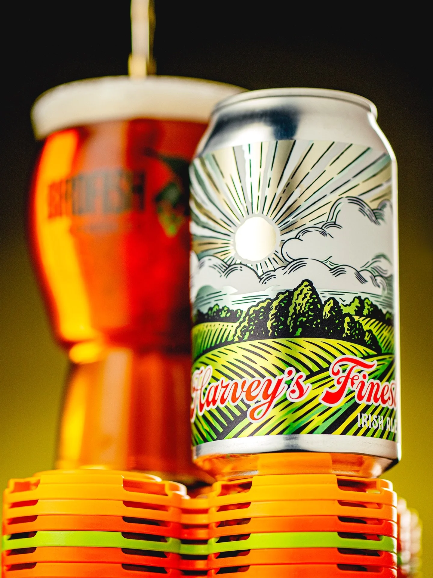 If Sunday had a flavor, it&rsquo;d be malty. Stop by today for @smokeyspattywagon and a pint of Harvey&rsquo;s Finest Irish Ale 🍔🍺